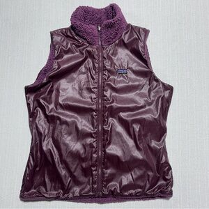 Patagonia Women’s Reversible Fleece Vest Plum Purple Full Zip Large